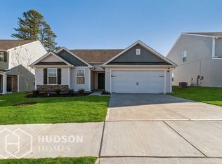 704 Howling Wind Dr, Zebulon, NC 27597