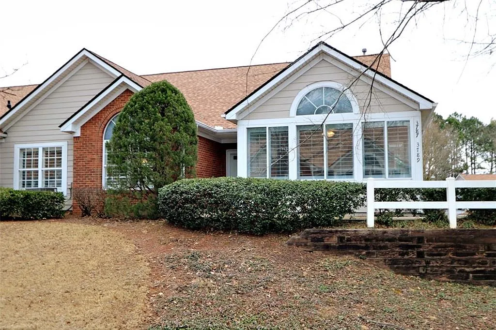 3787 Vineyards Lake Cir NW #21 photo 1