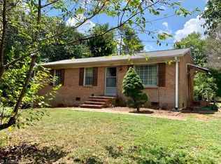 1470 Runabout Rd, Pfafftown, NC 27040