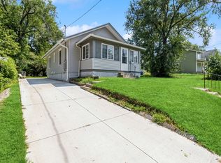 1625 22nd St, Des Moines, IA 50310