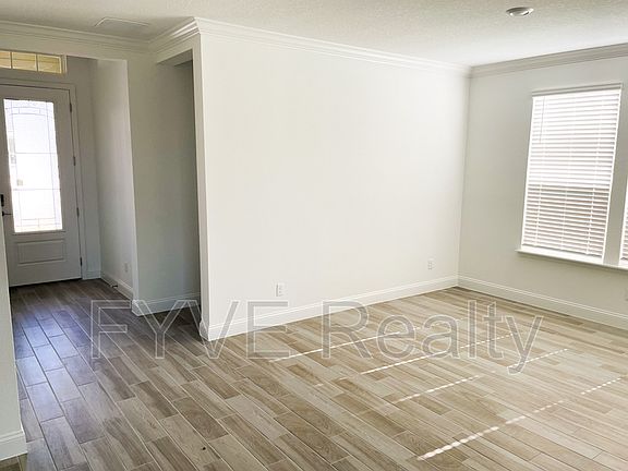 4th image of 364 Clearview Dr