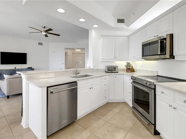 450 Bayfront Pl #4206 — Photo 8