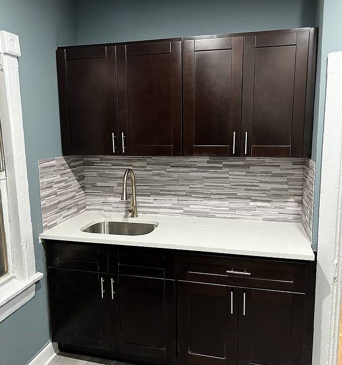 2nd image of 230 Union Ave Floor 2