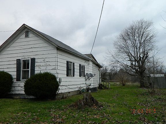 3rd image of 550 East St