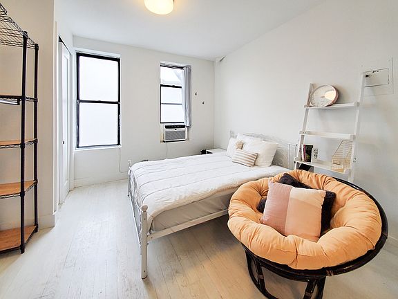 5th image of 750 Washington Ave #3FR