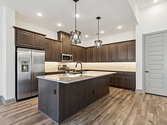 The Cloverfield - Kitchen