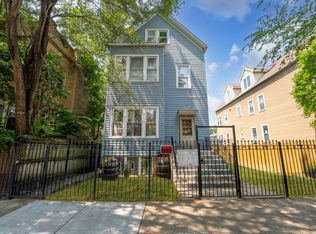2826 N Rockwell St, Chicago, IL 60618