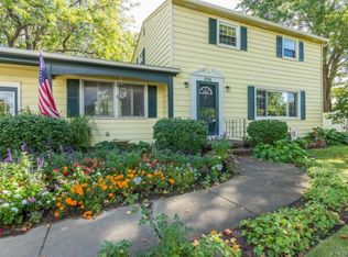 826 Flynn Rd, Rochester, NY 14612