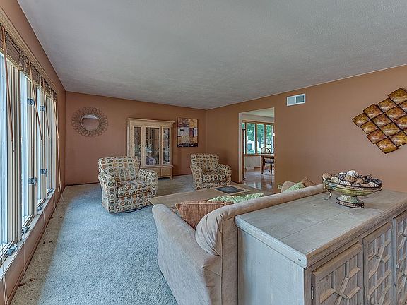 5th image of 1519 Stonebridge Dr
