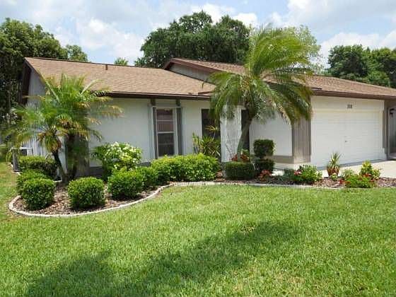 1st image of 308 Persimmon St