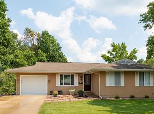 2109 Monticello Pl, Edwardsville, IL 62025