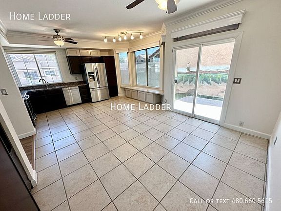 5th image of 2875 W Highland St Unit 1099