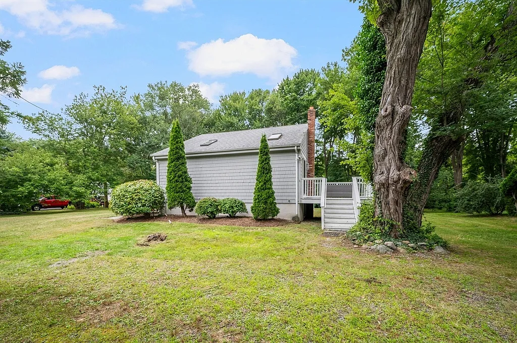 2 bed, 2.0 bath, 832 sqft, $3,500 — Photo 3
