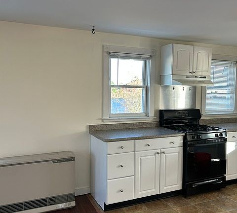 3rd image of 43 Agawam Lake Shore Dr #B