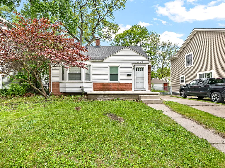 Front Yard Far View