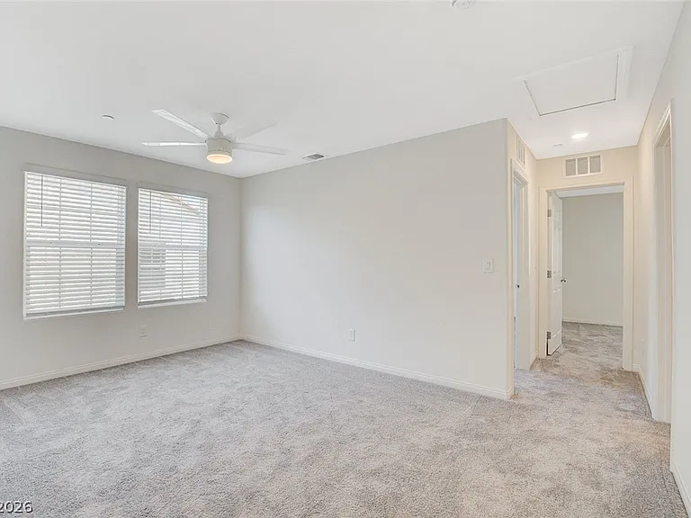 2615 Esposende St — Photo 32