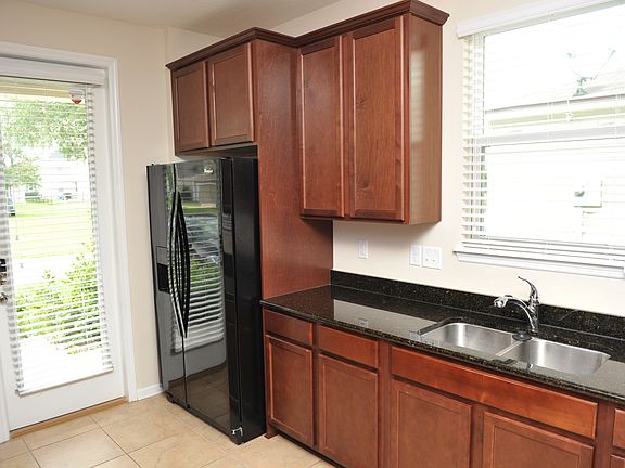 2nd image of 3057 Holly Grove Ln