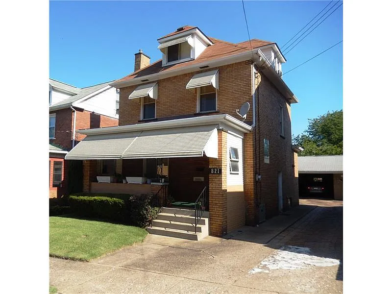 821 15th St photo 1