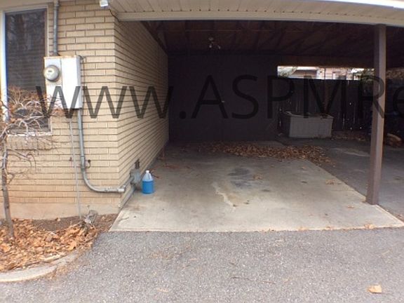 3rd image of 2193 E Claybourne Ave