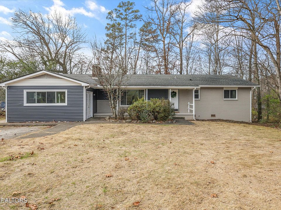 1st image of 5817 Stoneleigh Rd