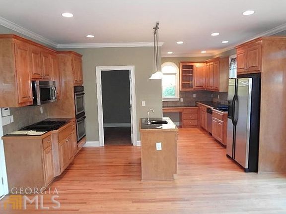 Gourmet Kitchen
