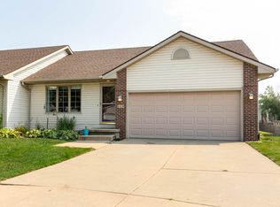 609 SE Tower Ct, Ankeny, IA 50021