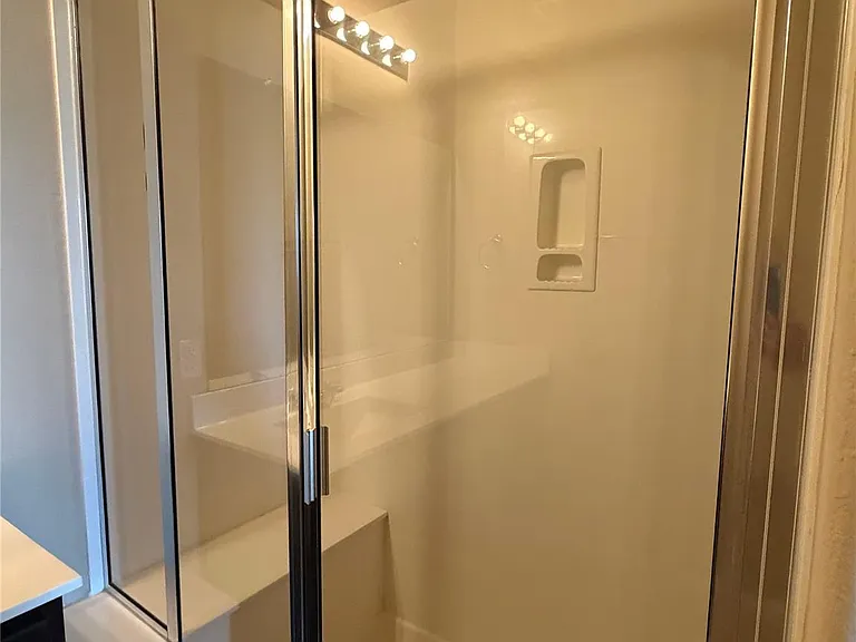 601 Katmai Cir — Photo 23