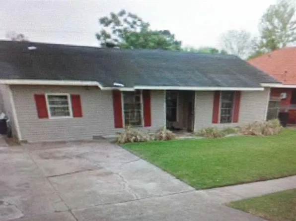 304 Butler Dr, Westwego, LA 70094
