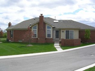 30580 Beatrice Ct, Chesterfield, MI 48051