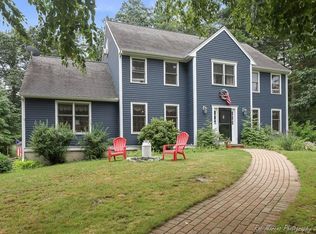 9 Stone Row Ln, Georgetown, MA 01833