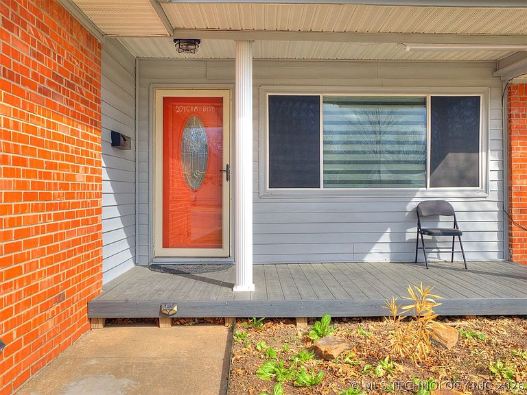 Listing photo 4