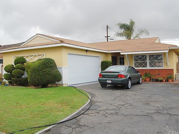 2nd image of 21306 Meyler Ave