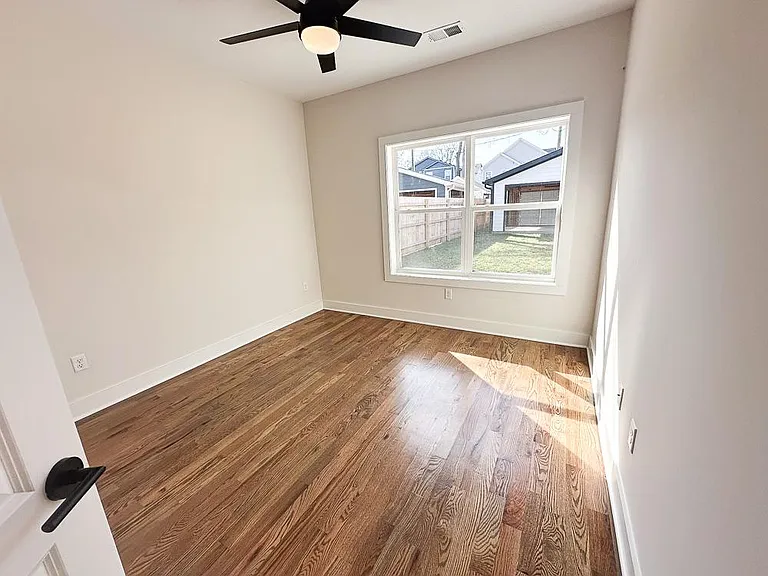 Downstairs 4th bedroom