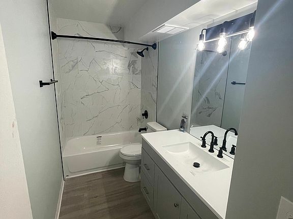 5th image of 1214 N Pierce St #11A