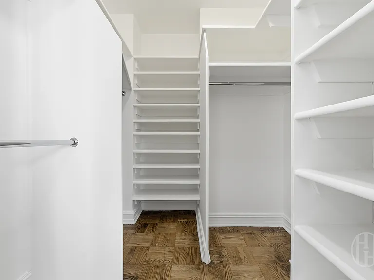 200 E 71st St #21A — Photo 14