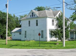 106 N Fulton St, Edina, MO 63537