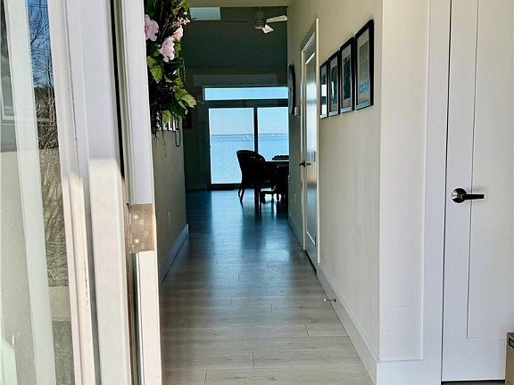 4th image of 51 Waterway Dr