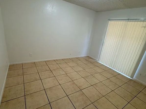 2553 Glen Ave