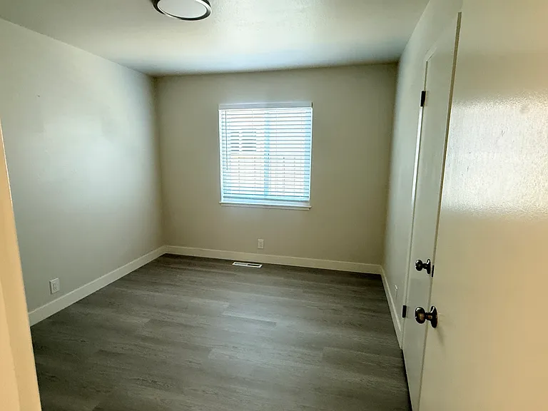 2790 Union Ave — Photo 4