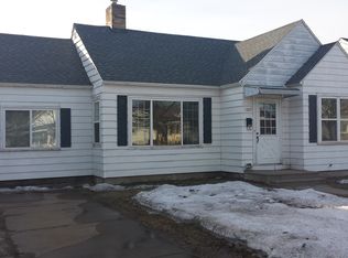 1207 N 18th St, Escanaba, MI 49829