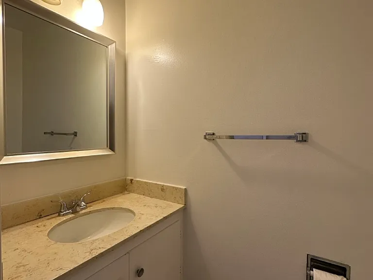 2047 Montecito Ave #13 — Photo 7