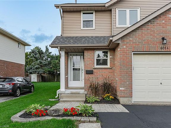 3rd image of 601 Pinerow Cres #A