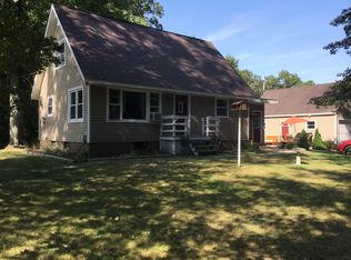 19044 148th Ave, Spring Lake, MI 49456