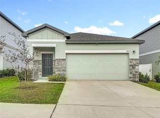 38345 Honeysuckle Dr, Dade City, FL 33525