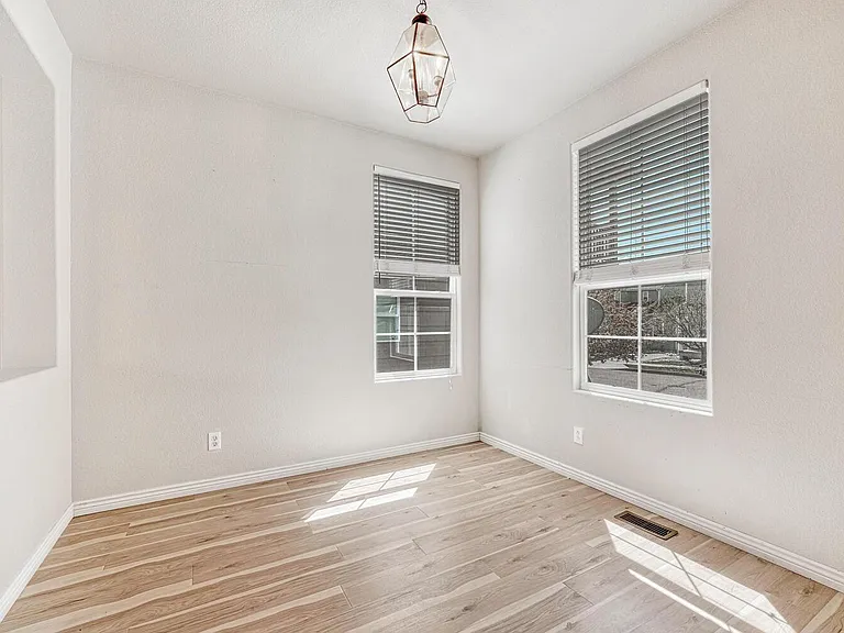 6442 Silverwind Cir — Photo 12