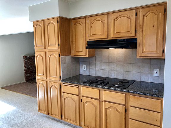 2nd image of 6107 N Colonial Ave