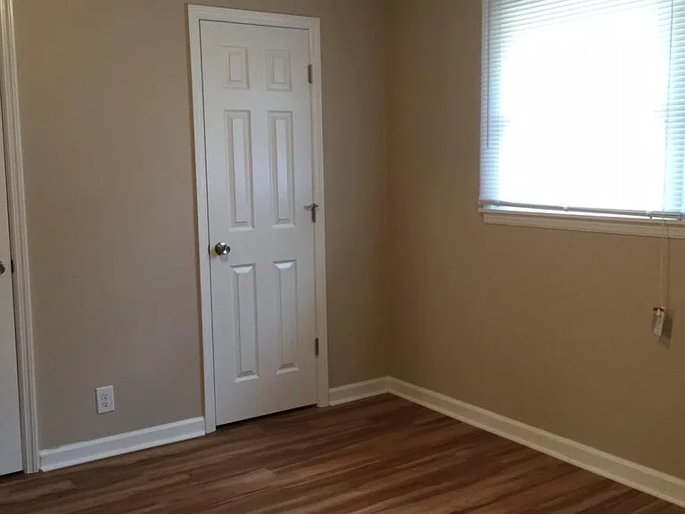 2020 Cooper Ln — Photo 12