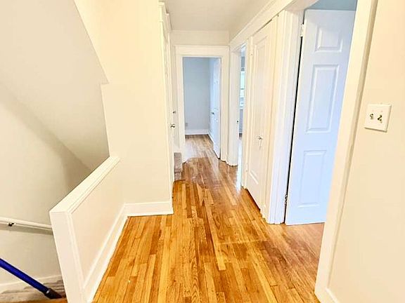 2nd image of 200-223 Gilliland Pl