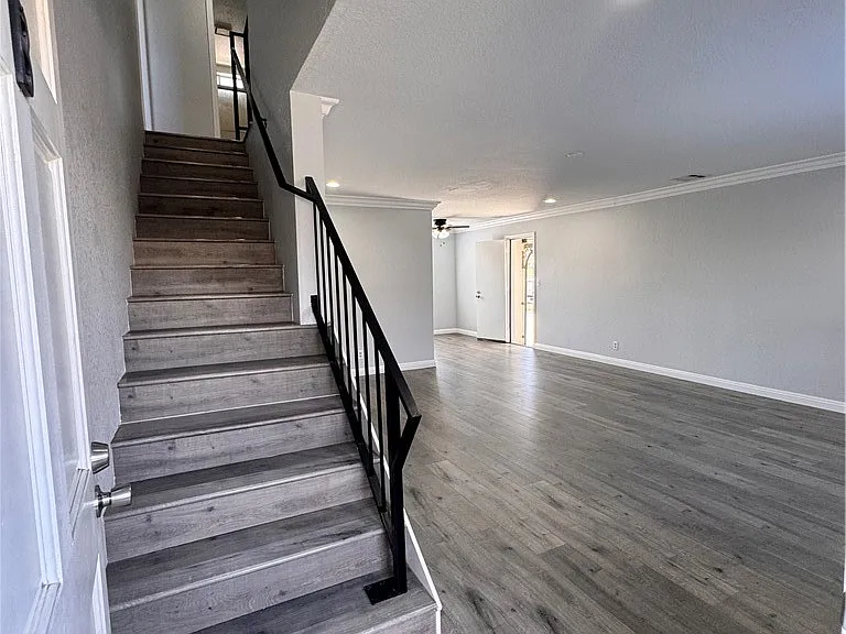 14439 Rosecrans Ave #B — Photo 3