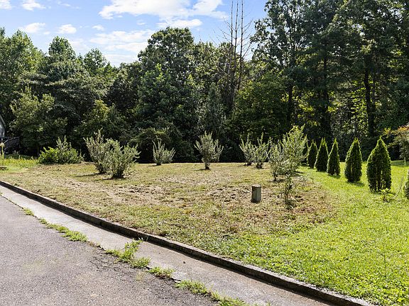2nd image of LOT 9 Oakwood Dr